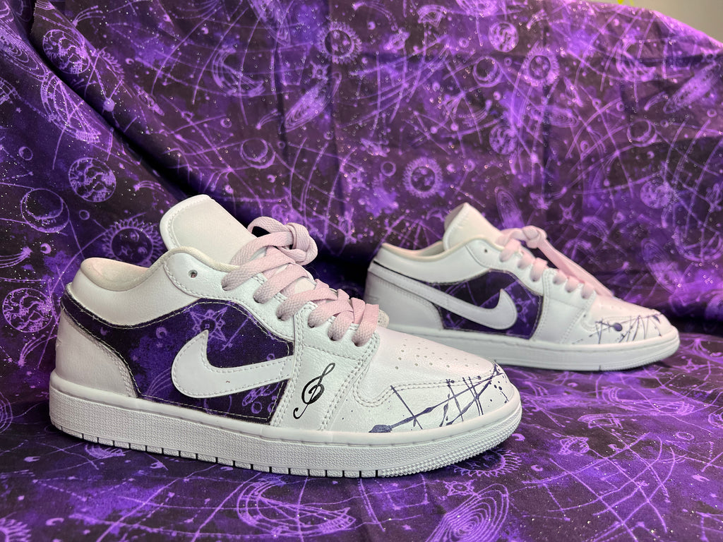 Custom Air Jordan 1 "The music moon"